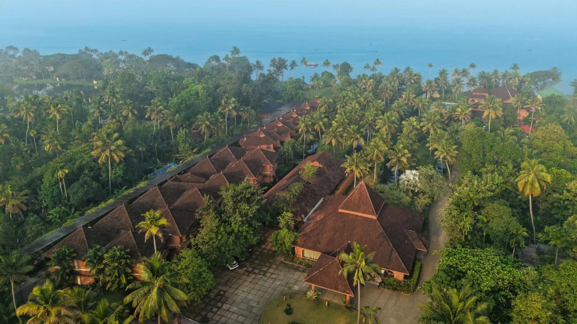 Lakesong Resort Kumarakom 4*,